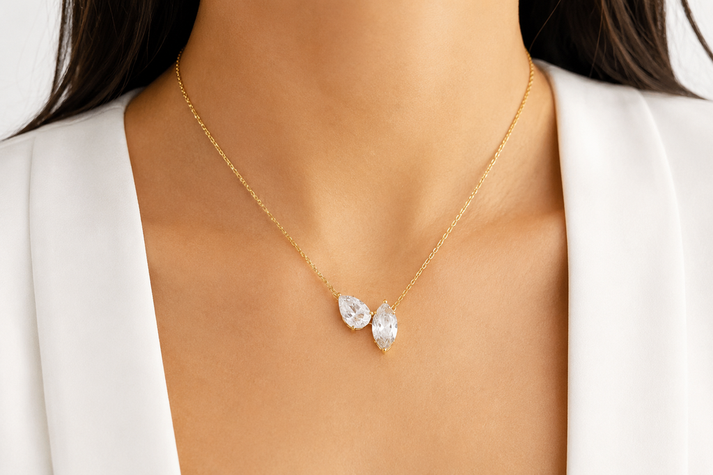 Aligned Necklace